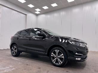 krockskadad bil auto Nissan Qashqai 1.3 DIG-T Navi Clima 2019/1