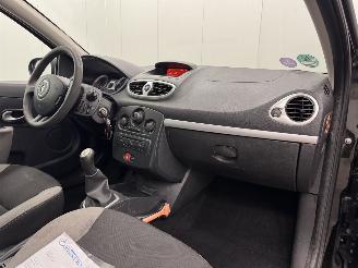 Renault Clio 1.2 Authentique 5-drs Airco picture 12
