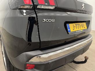 Peugeot 3008 1.2 Autom. PureTech Executive Navi Clima picture 18