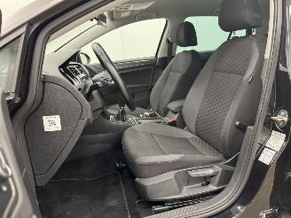 Volkswagen Golf 1.4 TSI Business R Navi Clima picture 9