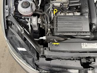 Volkswagen Golf 1.4 TSI Business R Navi Clima picture 15