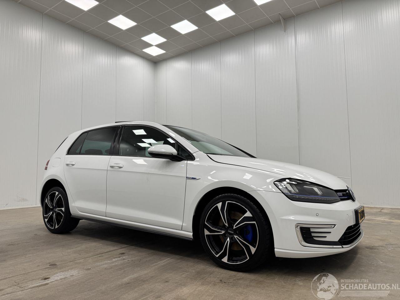 Volkswagen Golf 1.4 TSI GTE Panoramadak Navi Clima