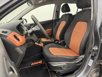 Hyundai I-10 1.0i i-Motion Comfort Plus Airco picture 8