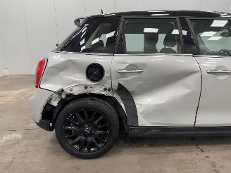 Mini Cooper 1.5i Autom. Cooper Pepper 5-drs Navi Clima picture 16