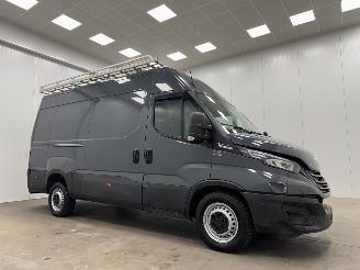 škoda dodávky Iveco Daily 35-180 Hi-Matic L2H2 Navi Clima 2023/8
