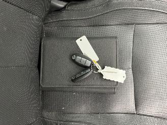Nissan Qashqai 1.2 Tekna Panoramadak Navi Clima picture 14