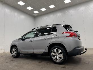 Peugeot 2008 1.2 PureTech Allure Panoramadak Navi Clima picture 3