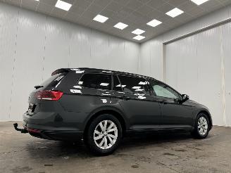 Volkswagen Passat Variant 1.5 TSI DSG Clima picture 2