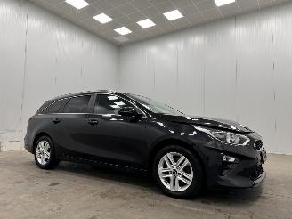 Schadeauto Kia Ceed Sportswagon 1.6 CRDi DynamicPlusLine Navi Clima 2020/6