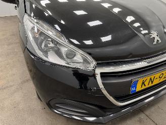 Peugeot 208 1.2 PureTech Active 5-drs Navi Clima picture 18