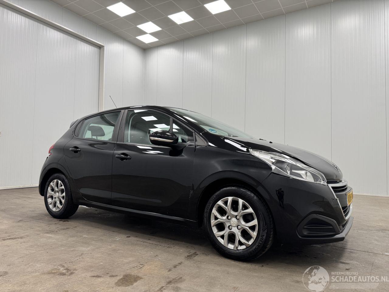 Peugeot 208 1.2 PureTech Active 5-drs Navi Clima