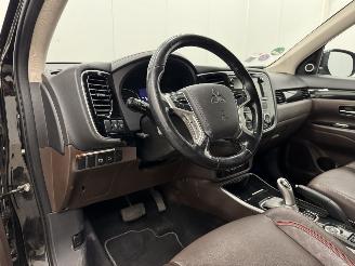 Mitsubishi Outlander 2.0 PHEV Instyle 4WD Navi Clima picture 7