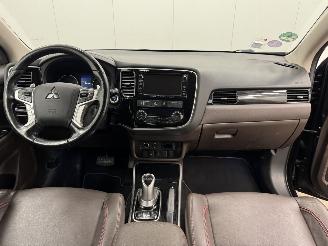Mitsubishi Outlander 2.0 PHEV Instyle 4WD Navi Clima picture 11