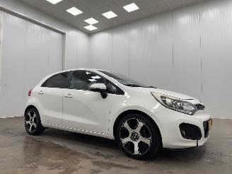 Voiture accidenté Kia Rio 1.2 CVVT Plus Pack 5-drs Airco 2012/9