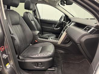 Land Rover Discovery Sport 2.0 TD4 Autom. Panoramadak Luxury Navi Clima picture 10