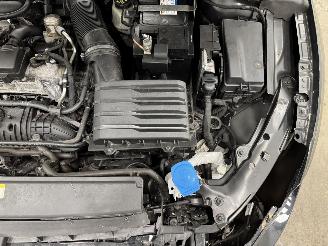 Volkswagen Golf 1.0 TSI Life 5-drs Navi Clima picture 15