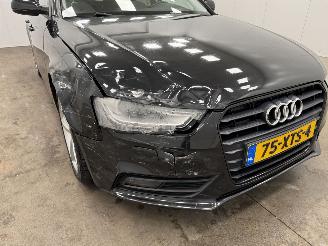 Audi A4 Avant 3.0 TDI Autom. Pro-Line Navi Clima picture 17