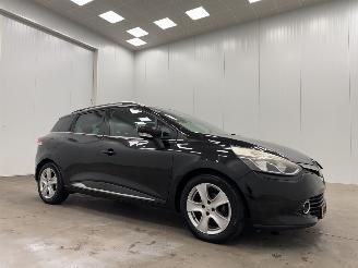 Coche accidentado Renault Clio Estate 1.5 dCi Dynamique Navi Clima 2014/7