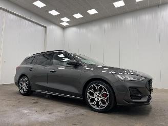 Damaged car Ford Focus Wagon 1.0 Hybrid ST Line X Navi Clima 2023/12