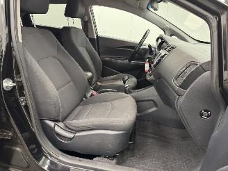 Kia Rio 1.4 CRDi ExecutiveLine 5-drs Navi Clima picture 9