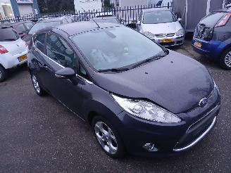 Ford Fiesta Fiesta 6 (JA8) Hatchback 1.6 16V Sport (HXJA) [88kW] picture 2
