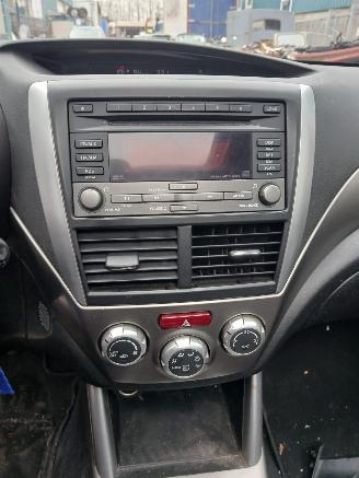 Subaru Forester Forester (SH) SUV 2.0D (EE20Z) [108kW] picture 9