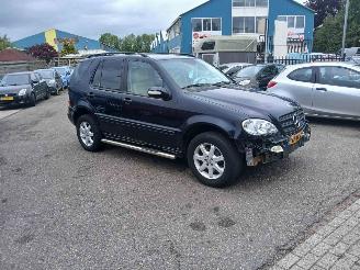 Unfallwagen Mercedes ML ML I (163) SUV 320 3.2 V6 18V (M112.942) [160kW] 2001/11