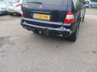 Mercedes ML ML I (163) SUV 320 3.2 V6 18V (M112.942) [160kW] picture 9