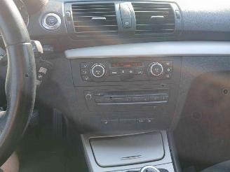 BMW 1-serie 1 serie (E87/87N) Hatchback 5-drs 118d 16V (N47-D20A) [105kW] picture 10
