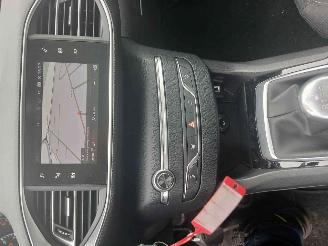 Peugeot 308 308 SW (L4/L9/LC/LJ/LR) Combi 5-drs 1.2 12V e-THP PureTech 110 (EB2ADT(H picture 12