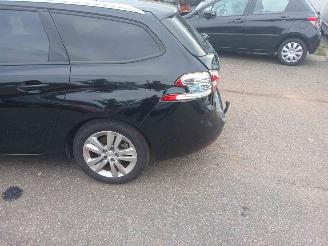 Peugeot 308 308 SW (L4/L9/LC/LJ/LR) Combi 5-drs 1.2 12V e-THP PureTech 110 (EB2ADT(H picture 6