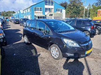 Vaurioauto  passenger cars Opel Meriva Meriva (B) MPV 1.4 Turbo 16V ecoFLEX (B14NEL(Euro 6)) [88kW] 2014/1