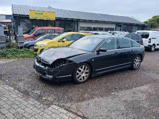 Vaurioauto  passenger cars Citroën C6 C6 (TD) Sedan 2.7 HDiF V6 24V (DT17TED4(UHZ)) [150kW] 2008/12