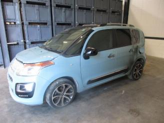 Citroën C3 picasso 1.2 THP picture 2