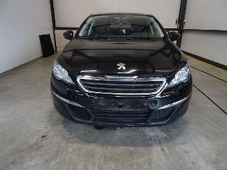 Unfallwagen Peugeot 308 SW 1.6 HDI 2014/11