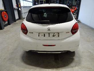 Peugeot 208 1.6 THP 200 GTI picture 2
