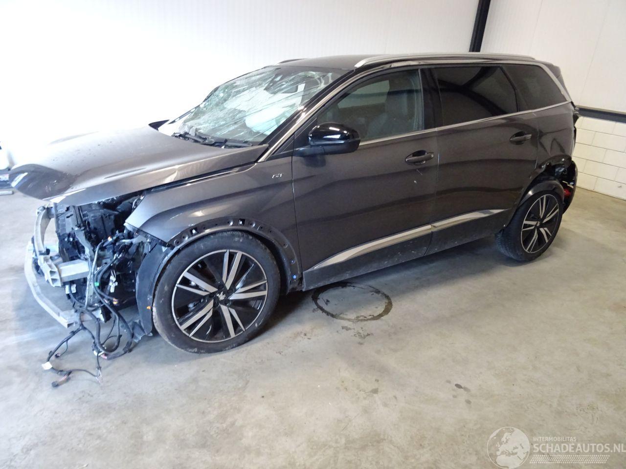 Peugeot 5008 1.2 THP AUTOMAAT