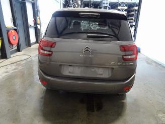 Citroën C4-picasso 1.2 THP picture 2