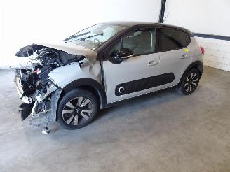 Vaurioauto  passenger cars Citroën C3 1.2 VTI 2017/12