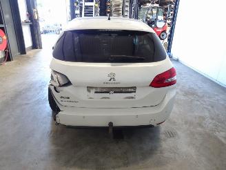 Peugeot 308 SW 1.2 THP AUTOMAAT picture 3