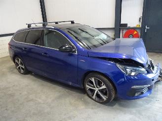 damaged passenger cars Peugeot 308 1.5 HDI 2018/6