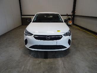 Salvage car Opel Corsa 1.2 VTI 2023/3