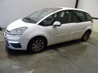 Citroën C4-picasso 1.6 VTI picture 2