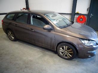 Uttjänta bilar auto Peugeot 308 BREAK 1.6 HDI 2015/11