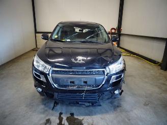 Démontage voiture Peugeot 4008 1.6 HDI 4X4 2013/11