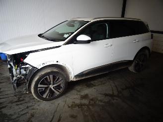 Salvage car Peugeot 5008 1.2 THP 2020/12