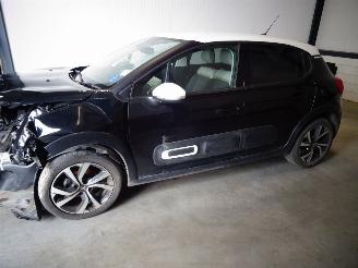 Salvage car Citroën C3 1.2  VTI 2021/7