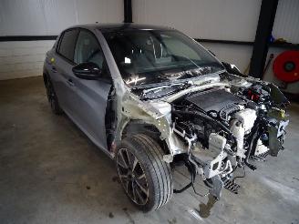 disassembly passenger cars Peugeot 208 1.2 THP 2021/10