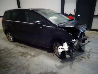 Salvage car Peugeot 5008 1.6 THP 2016/2