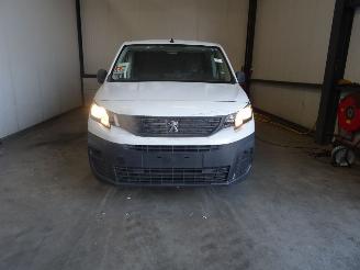 Damaged car Peugeot Partner 1.6 HDI 2022/11
